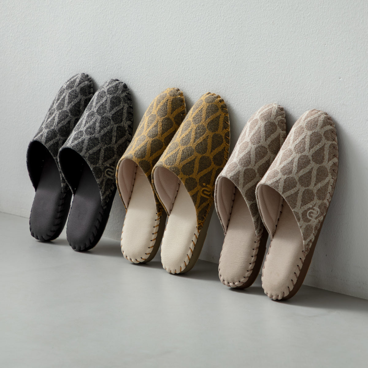 ROOM SHOES | NU001