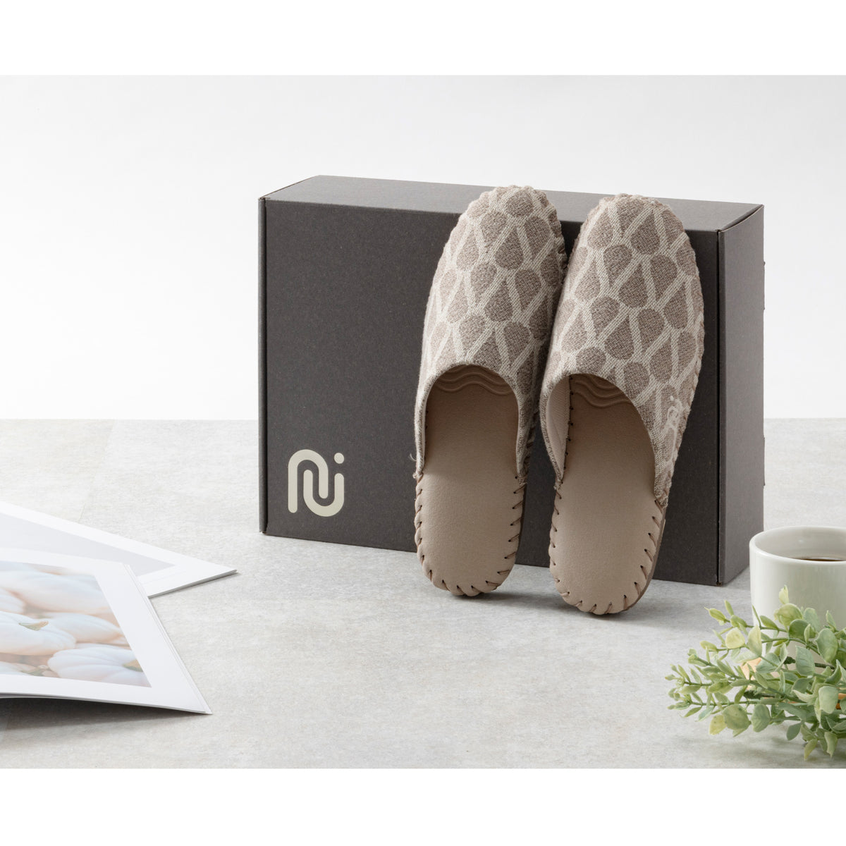 ROOM SHOES | NU001