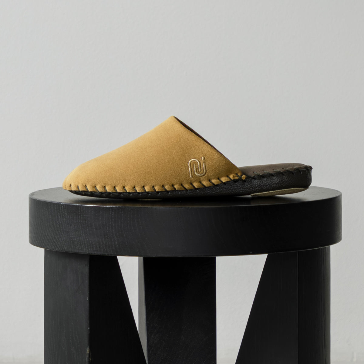ROOM SHOES | NU002